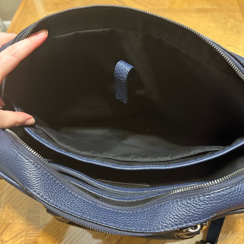 Michael Kors Dark Blue Leather Briefcase - Picture 4 of 6